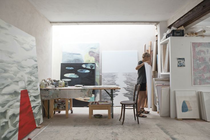 20 Inspiring Artist Studio Designs