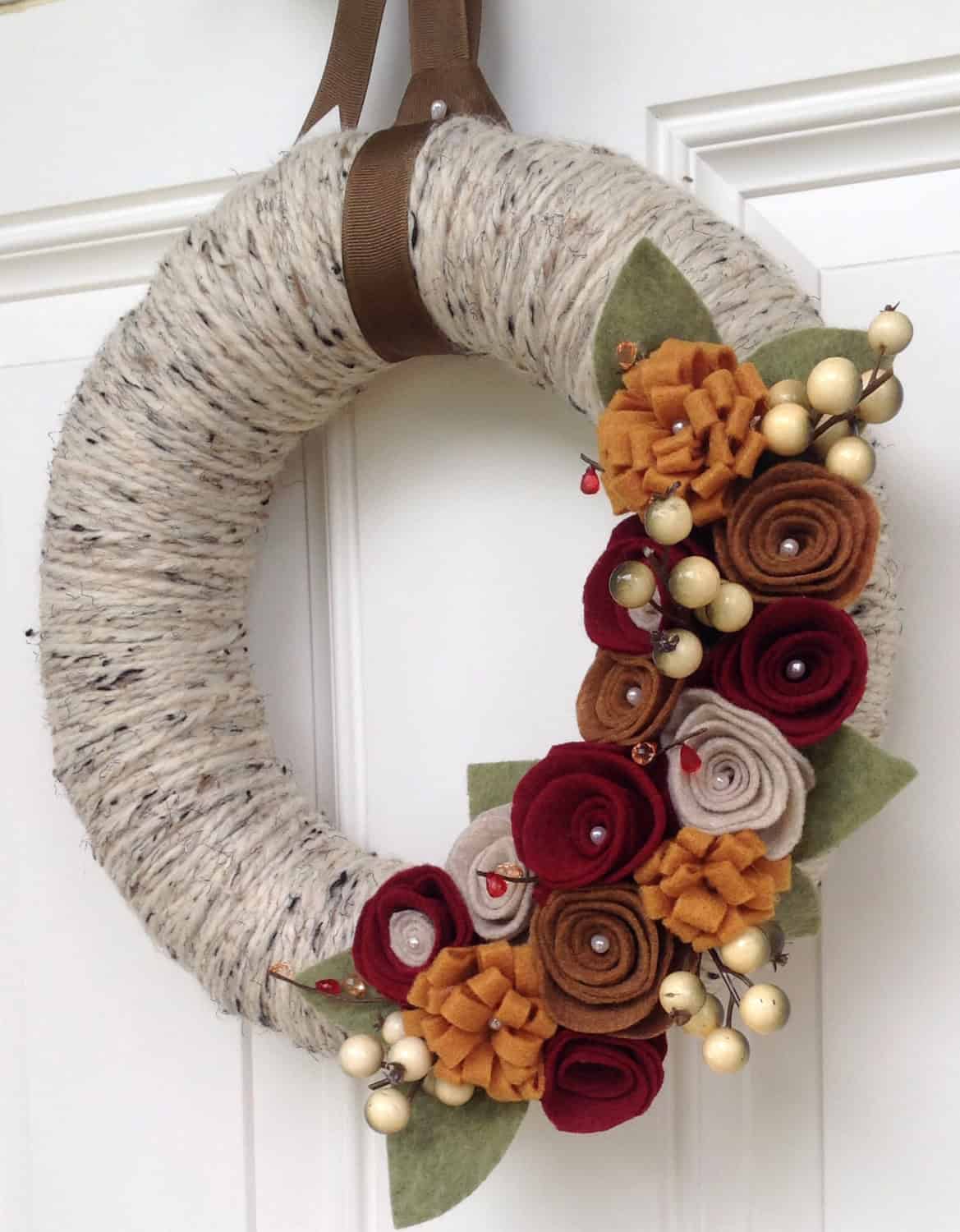 Inviting Handmade Autumn Wreath Designs For Your Home