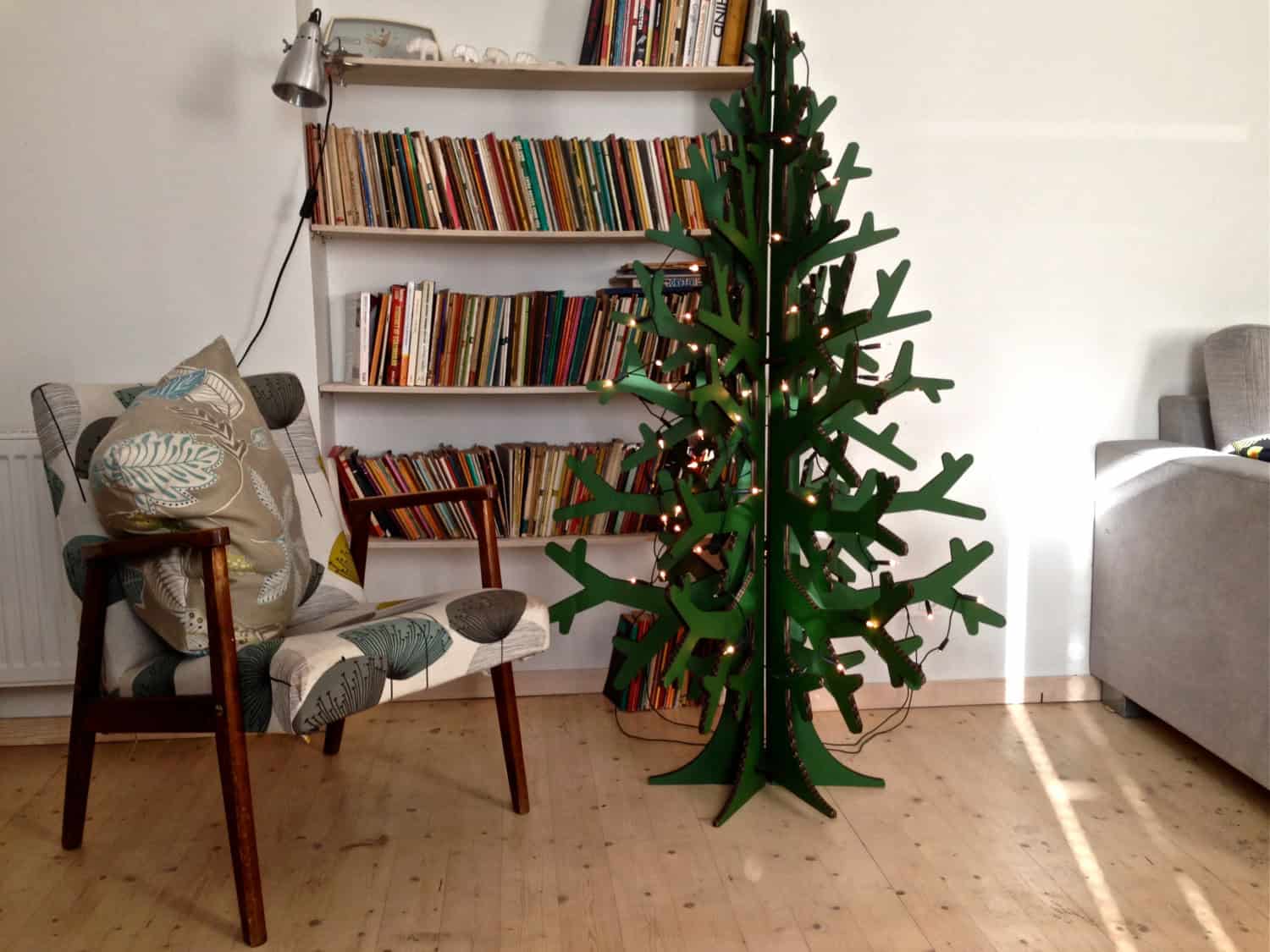 17 Creative Handmade Unusual Christmas Tree Ideas You Can Get