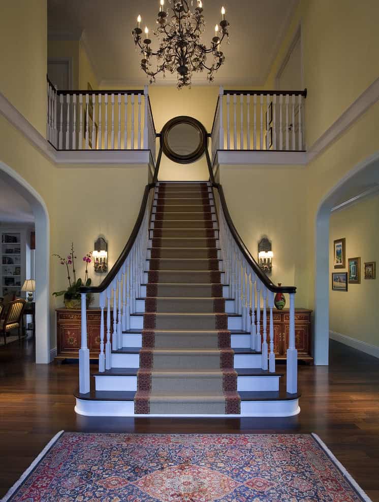 16 Elegant Traditional Staircase Designs That Will Amaze You 6528