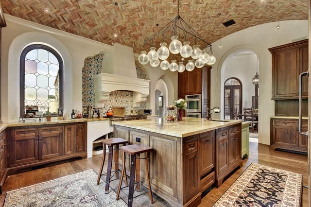 15 Remarkable Mediterranean Kitchen Designs That Will Inspire You