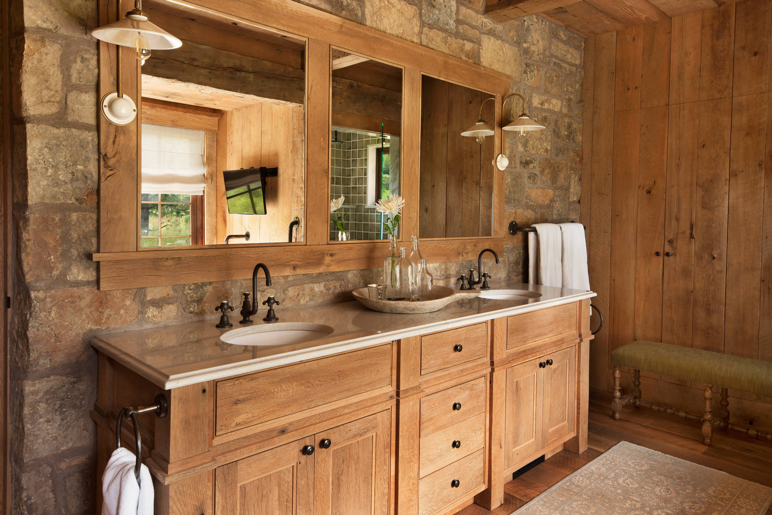 16 Fantastic Rustic Bathroom Designs That Will Take Your Breath Away