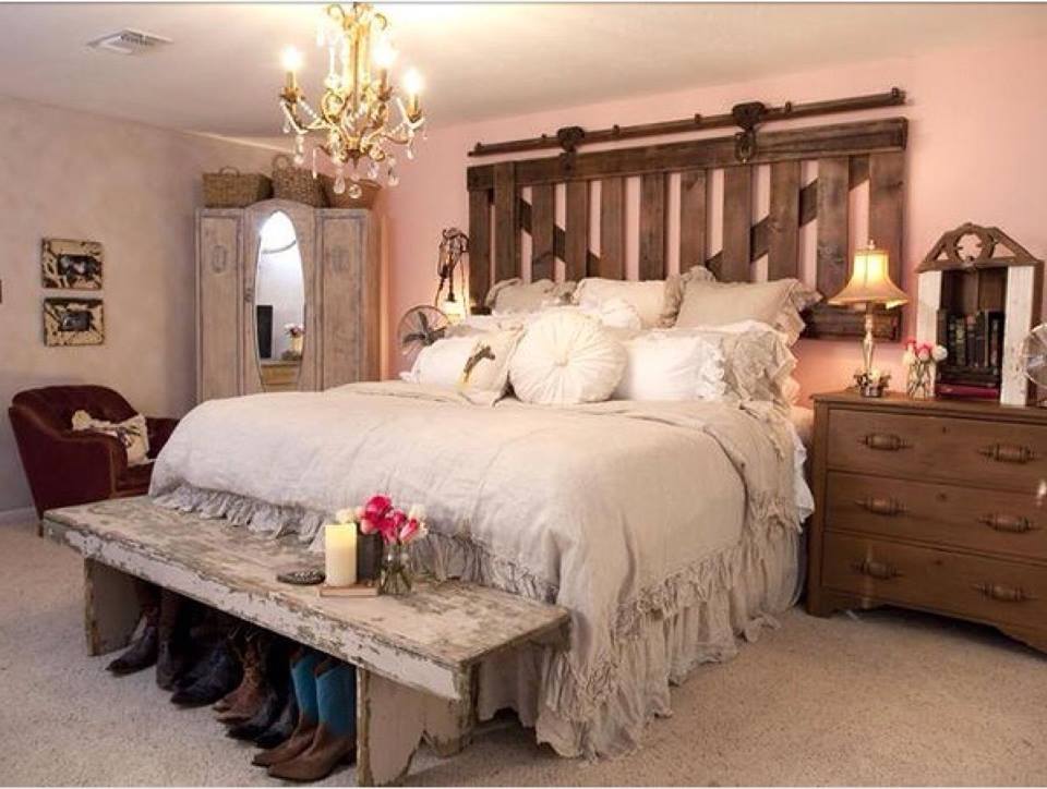 Country Bedroom Decorating Photos