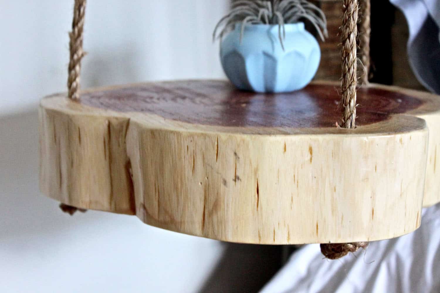 16 Convenient Handmade Bedside Table Designs You Ll Find A Use For