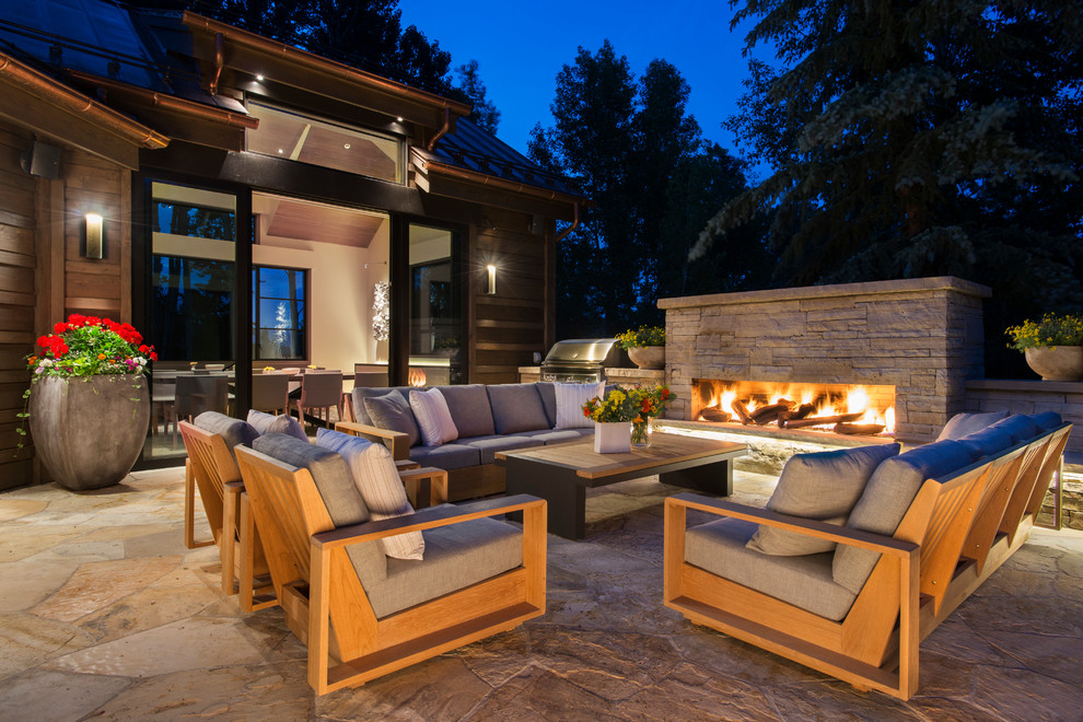 15 Startling Contemporary Patio Designs For Your Backyard