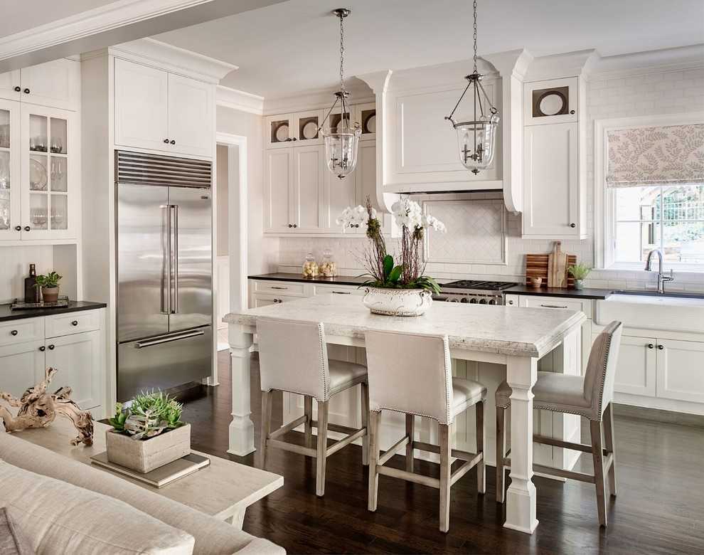 What is a timeless look for a kitchen?