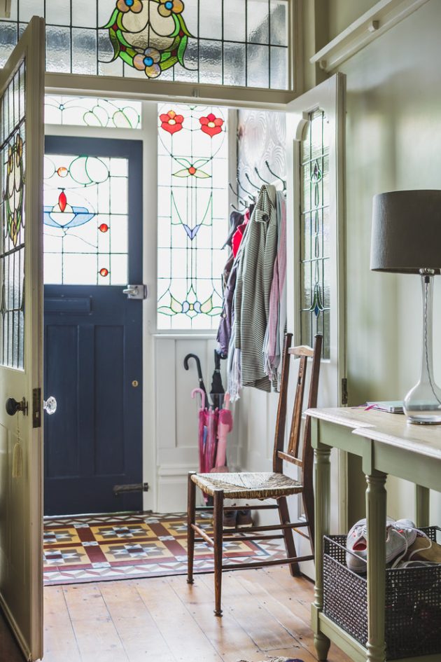 16 Warm & Victorian Entry Hall Interiors You Must See