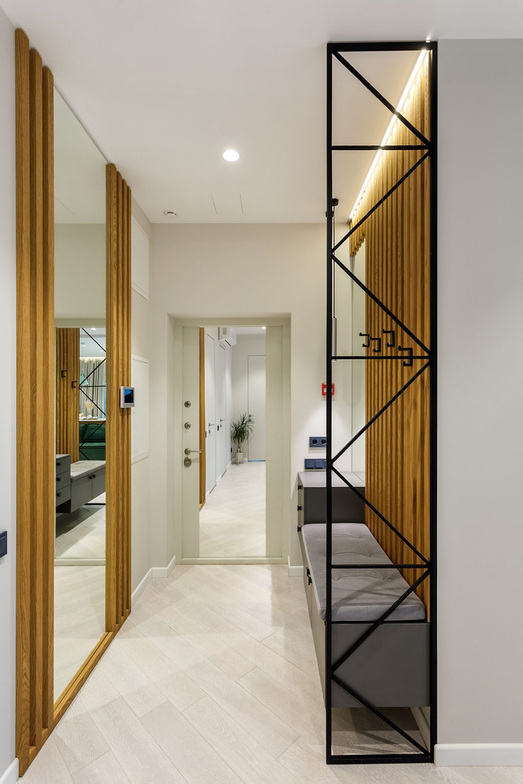 Beautiful Contemporary Entry Hall Designs That Will Greet You Every Time