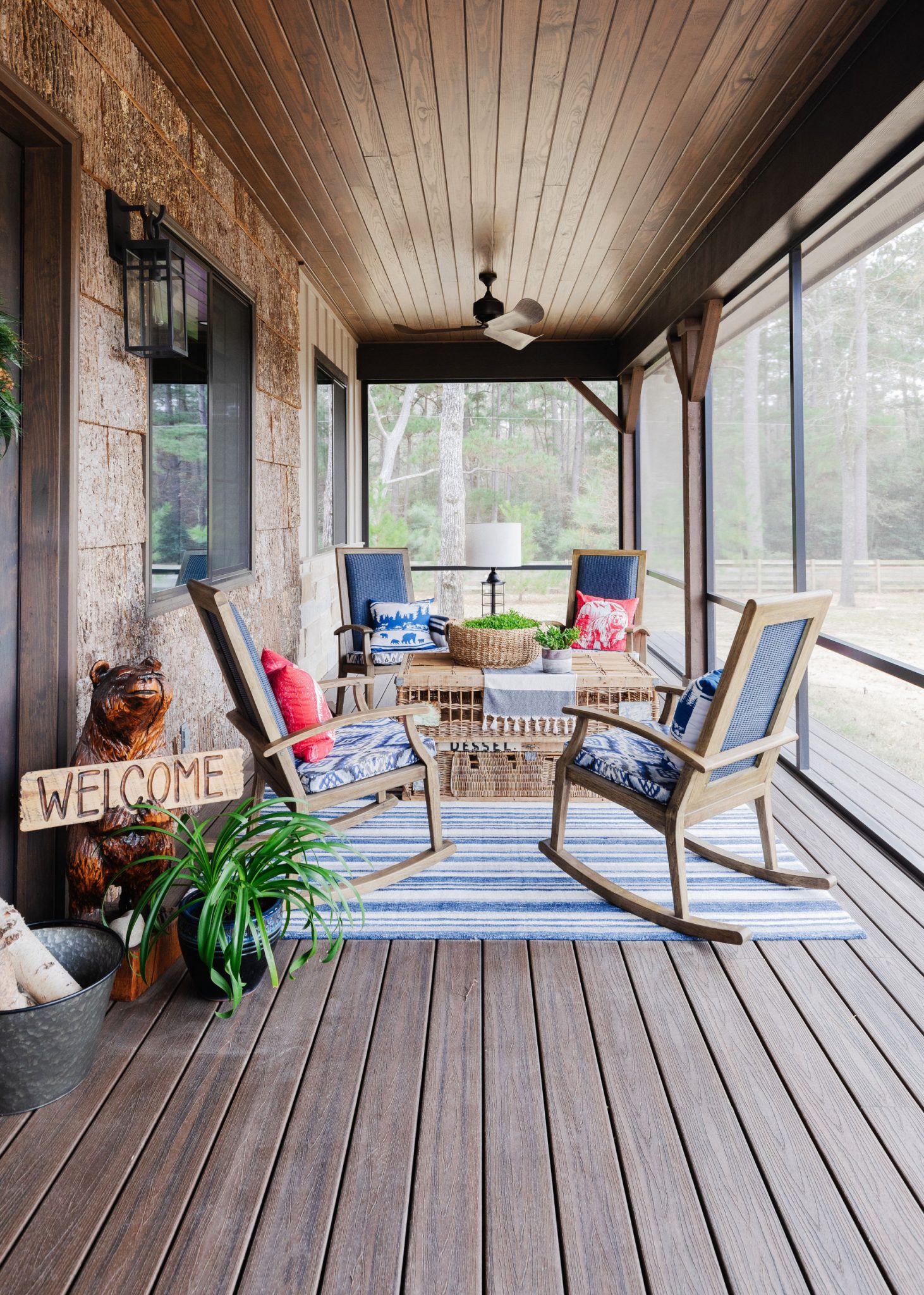 18 Phenomenal Rustic Porch Designs That Will Make You Drool