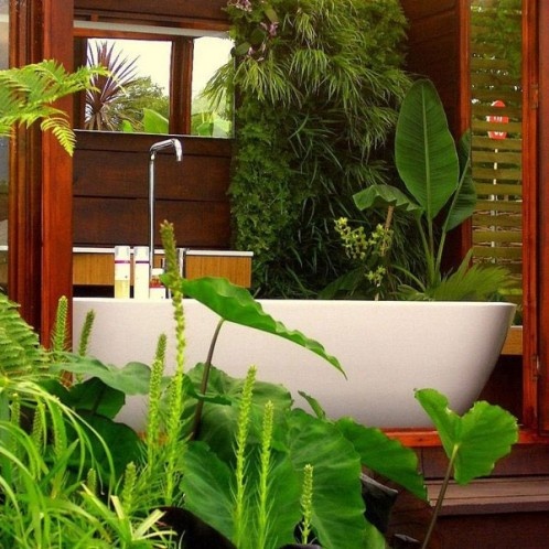 48 Bathroom Interior Ideas With Flowers And Plants Ideal For Summer