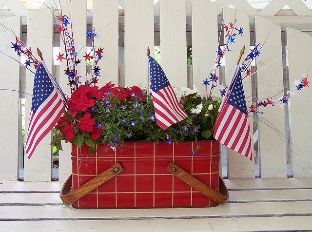 40 Irresistible 4th of July Home Decorations