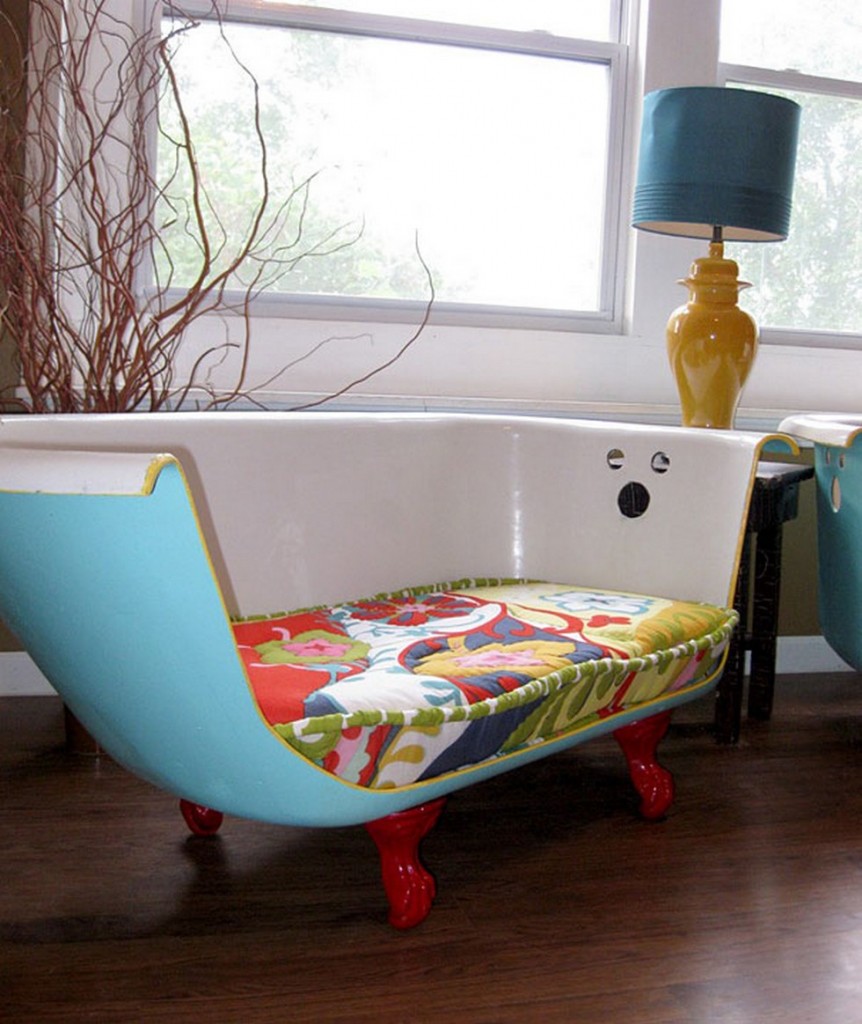 13 DIY Repurposed Bathtubs