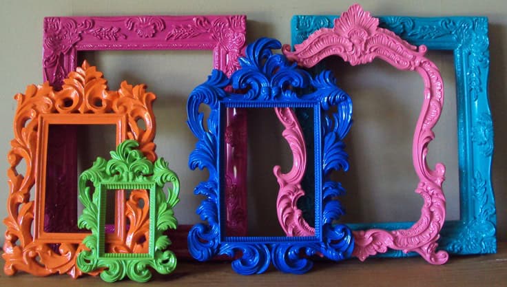 30 Beautiful Painted Vintage Picture Frames