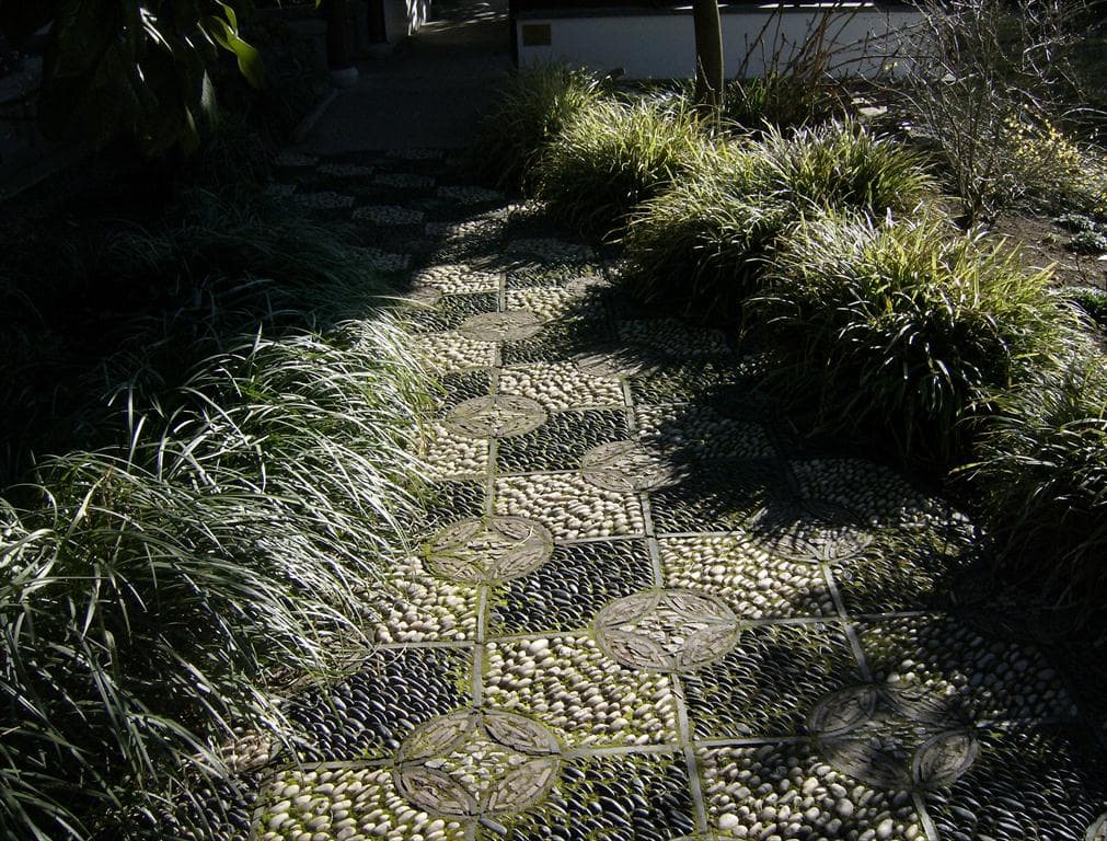 21 Cool Pebble Pathway Design Ideas for Lavishly Garden