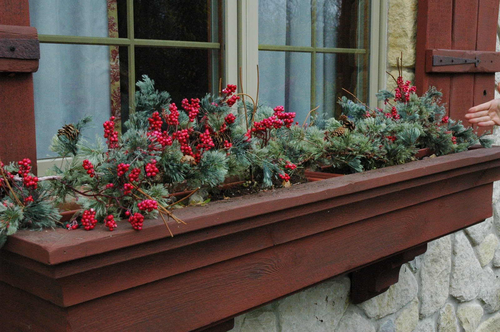 Get Ready For The Spring- 20 Charming DIY Window Boxes Ideas