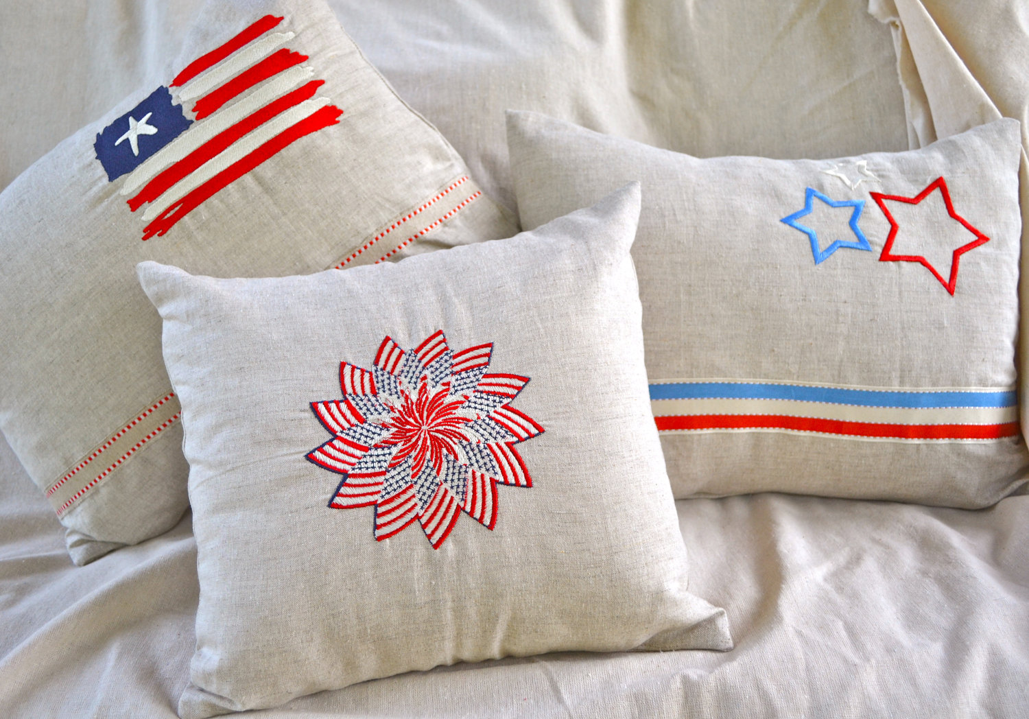 15 Amazing Handmade Patriotic Pillows