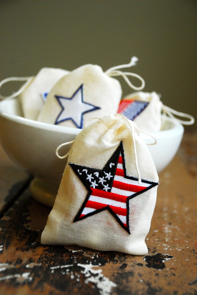 Quick And Cheap DIY Patriotic Decorations That You Should Know   239 