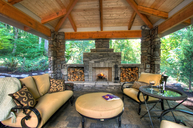 12 Warm And Cozy Rustic Outdoor Ideas