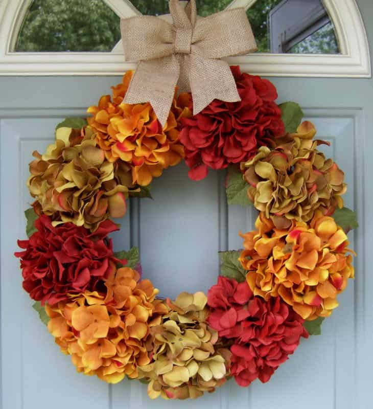 20 Inviting Handmade Autumn Wreath Designs For Your Home