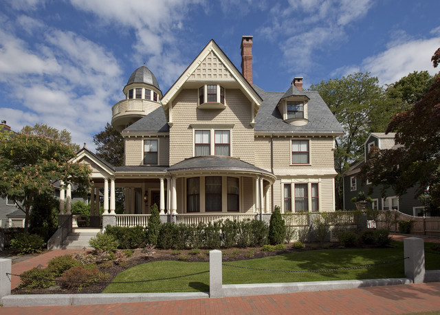 15 Impressive Victorian House Designs That Abound With Elegance