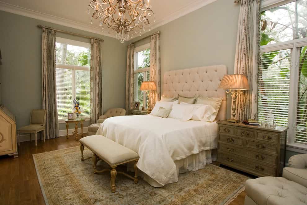 15 Classy & Elegant Traditional Bedroom Designs That Will Fit Any Home