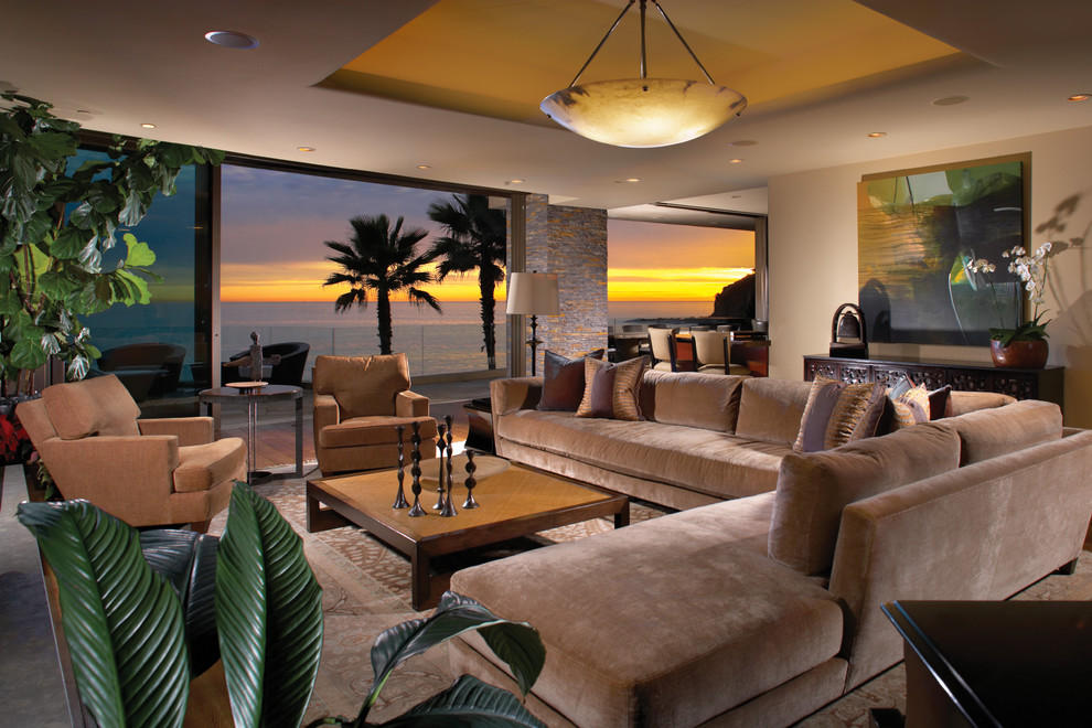 cozy tropical living room