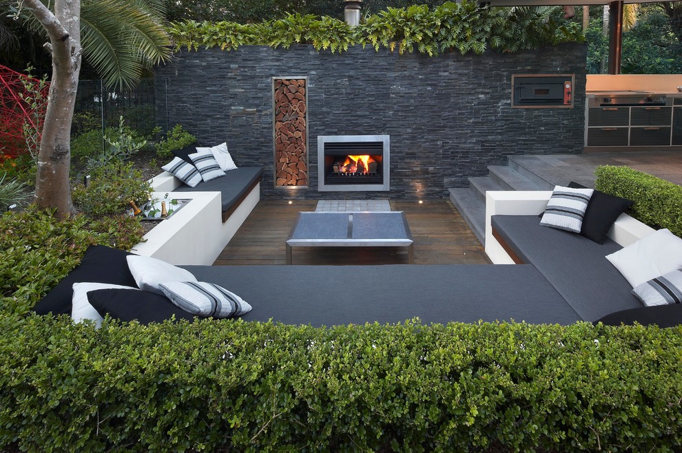 15 Stunning Contemporary Deck Designs To Enhance Your Backyard