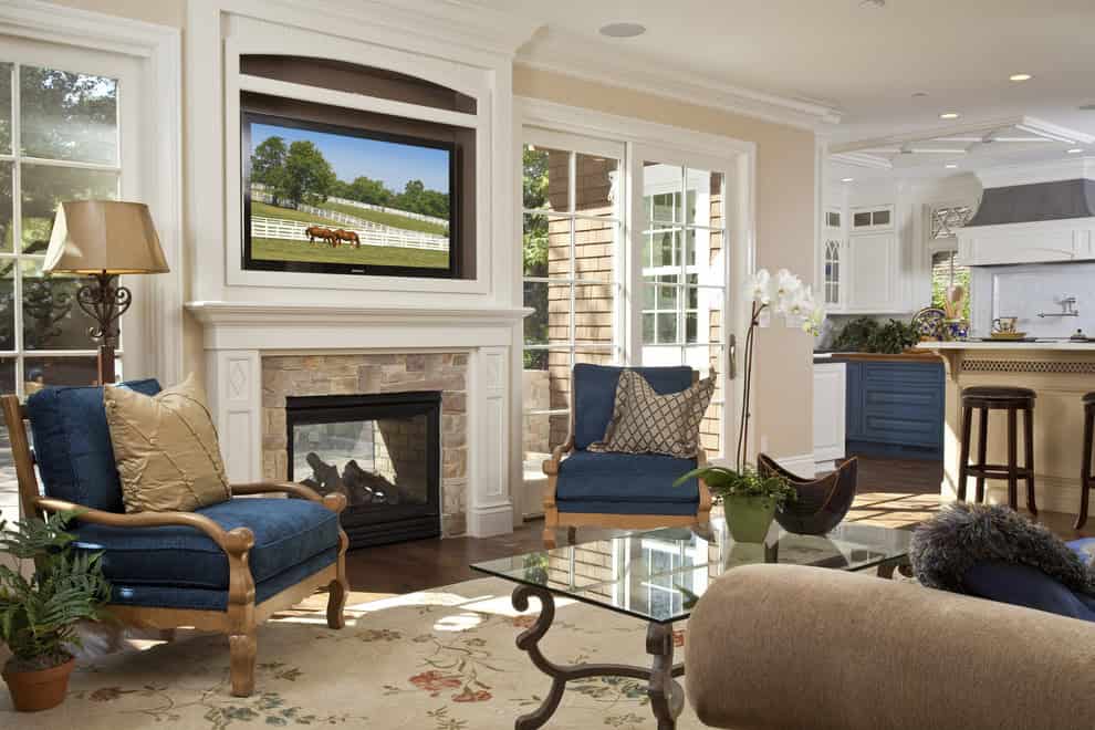 15 Timeless Traditional Family Room Designs Your Family Will Enjoy