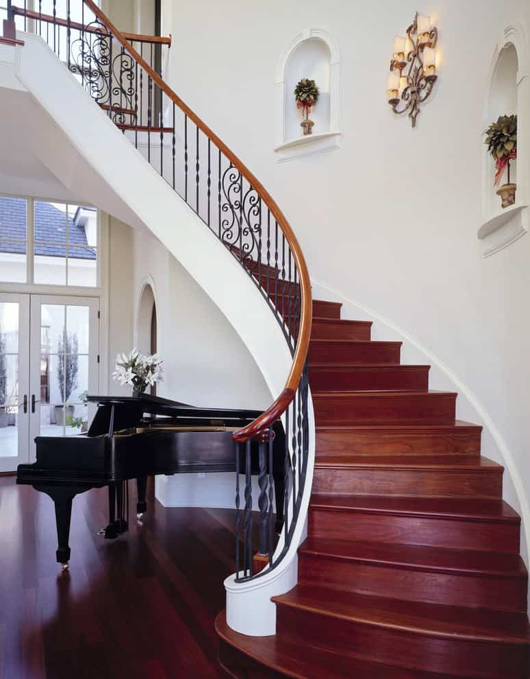 16 Elegant Traditional Staircase Designs That Will Amaze You 8943