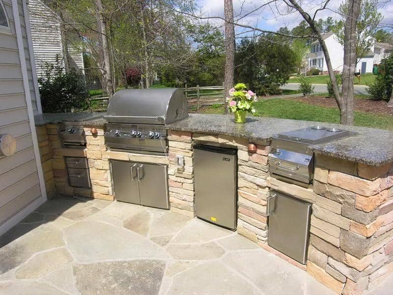 20 Brilliant Outdoor Kitchen Design Ideas