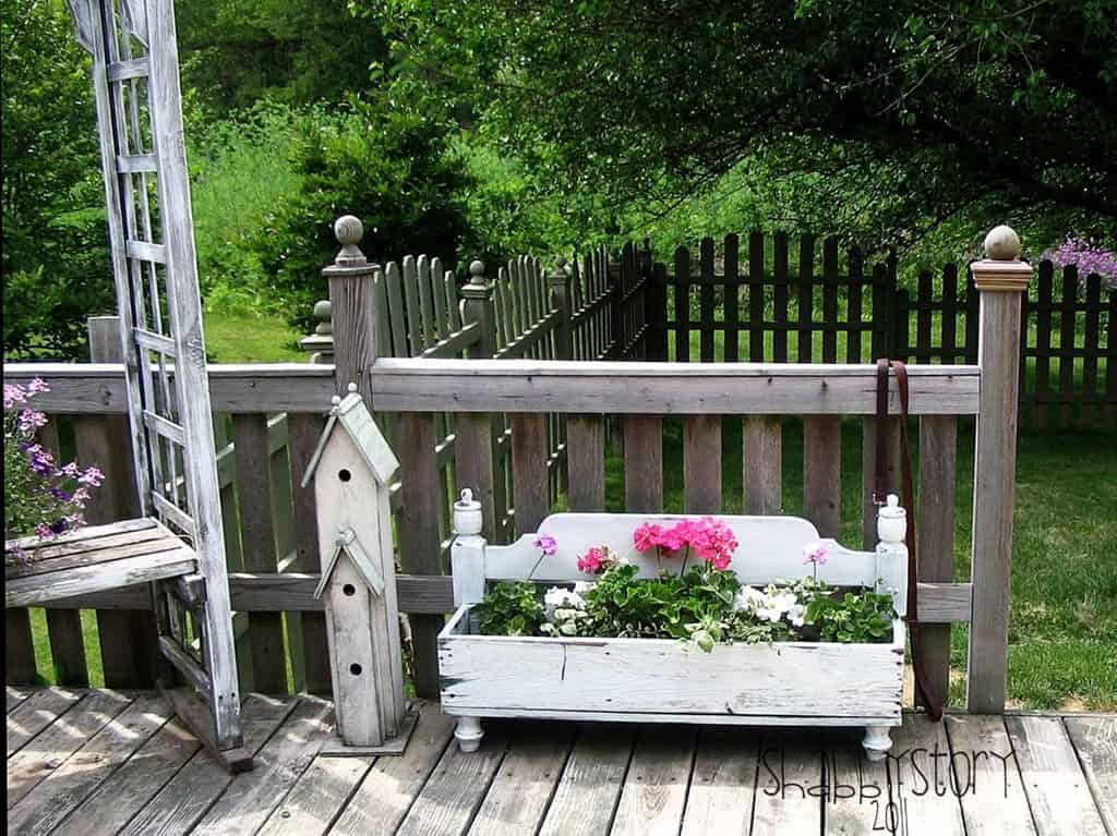 19 Inspirational Ways To Repurpose Old Furniture To Beautify Your Garden