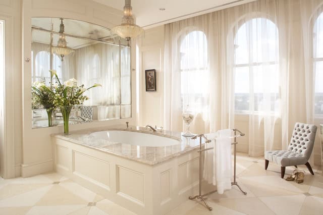 17 Delightful Traditional Bathroom Design Ideas