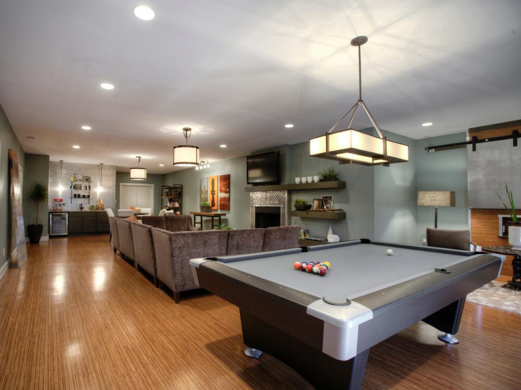 living room or game room