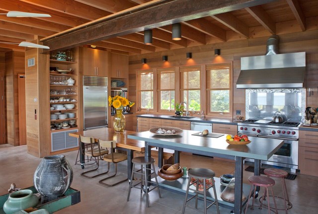 16 Lovely Kitchen Interiors Designed In The Rustic Style