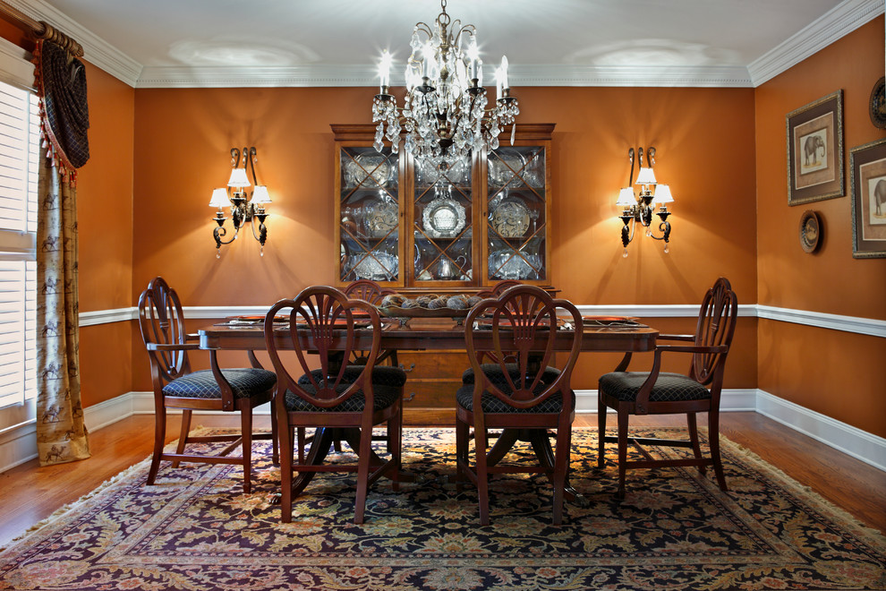 Orange Color In Your Dining Room- Why Not?