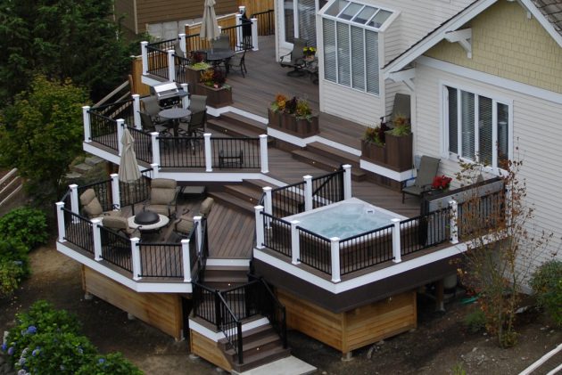 17 Fascinating Backyard Deck Designs That Will Catch Your Eye