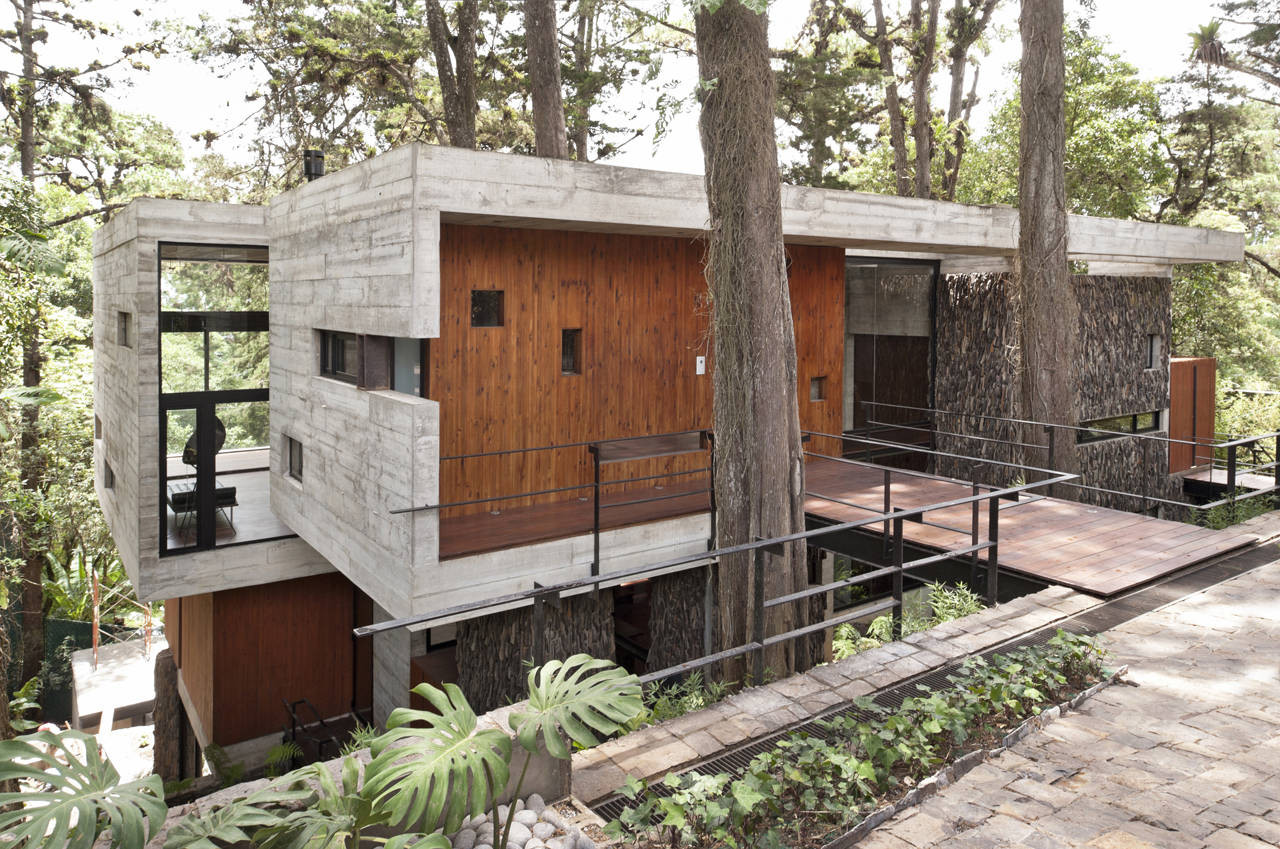 The Corallo House by PAZ Arquitectura in Guatemala