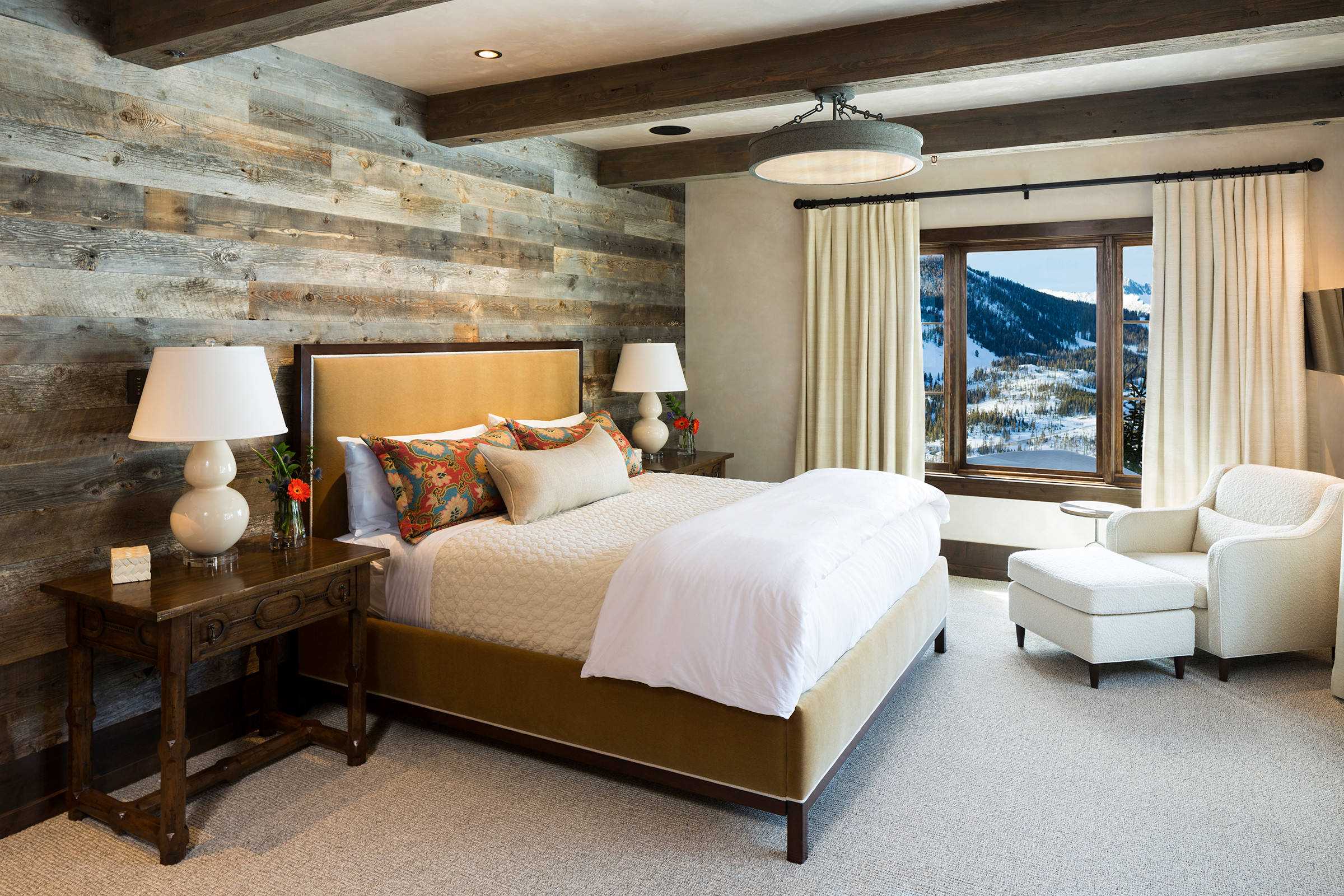rustic decor for bedroom