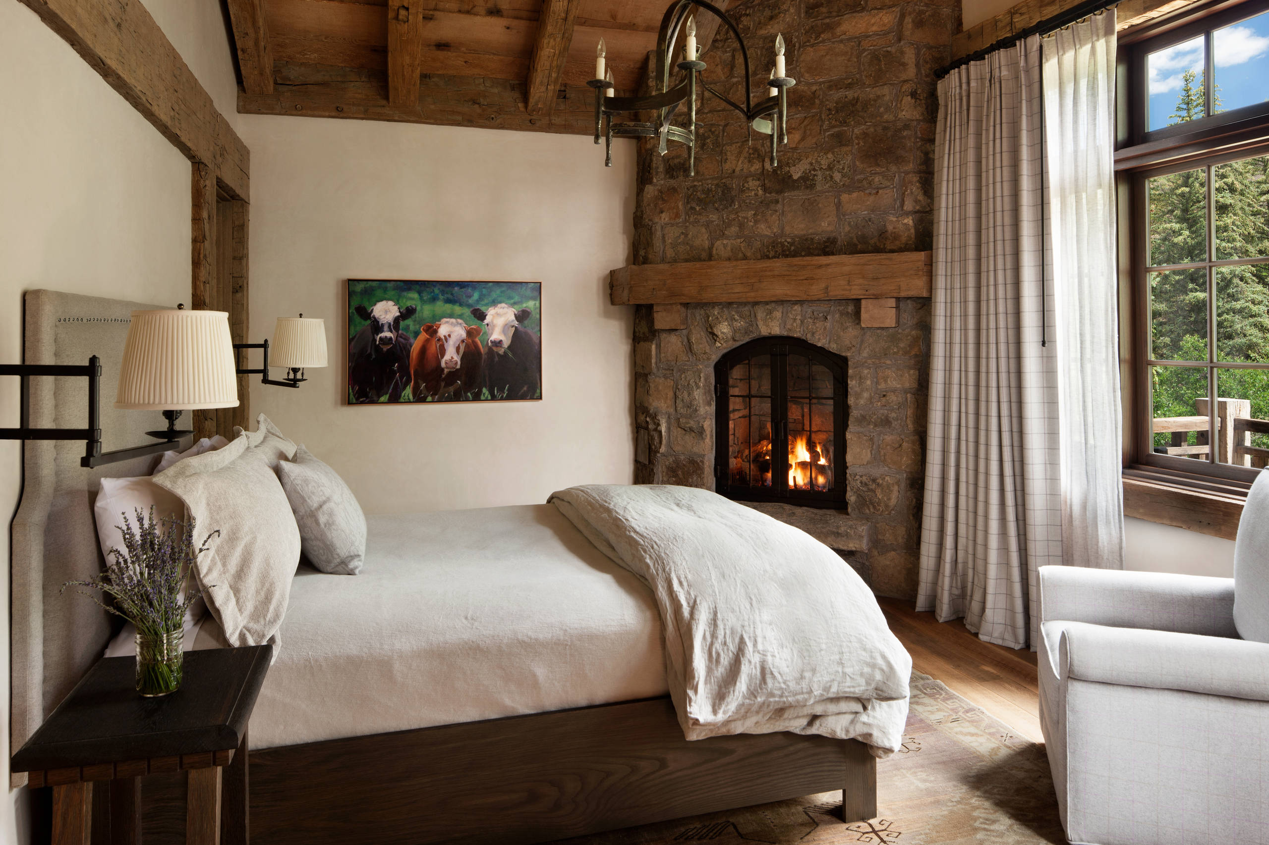 rustic decor for bedroom