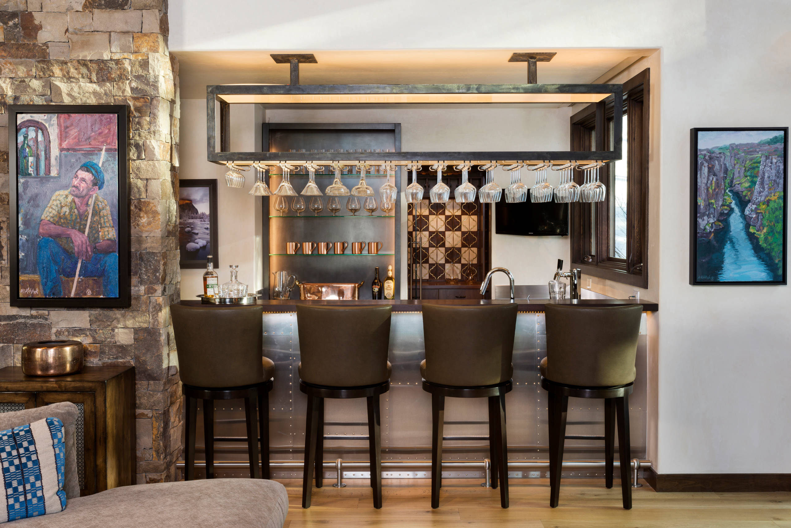 15 Distinguished Rustic Home Bar Designs For When You Really Need That ...