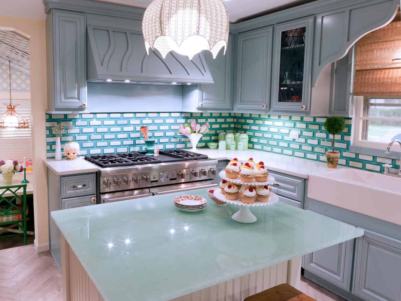 17 Fascinating Kitchen Glass Surfaces That You Every Kitchen Need To Have 2661