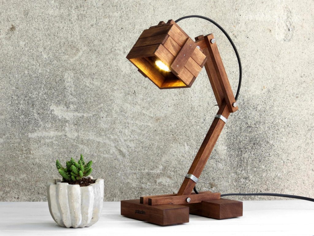 18-spectacular-handmade-wooden-lamp-designs-the-perfect-gift-for-any-home