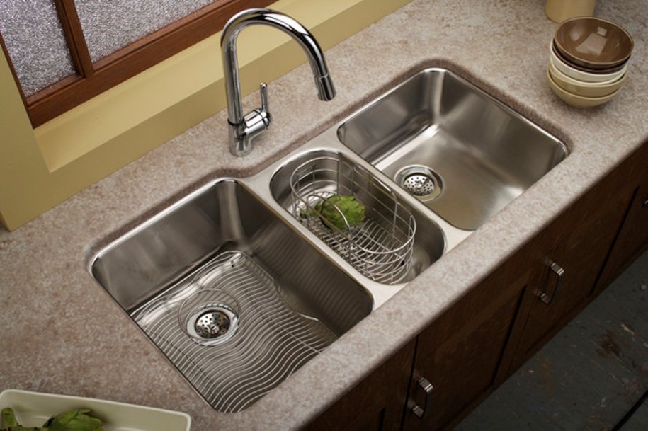 kitchen sink surrounding tiles design
