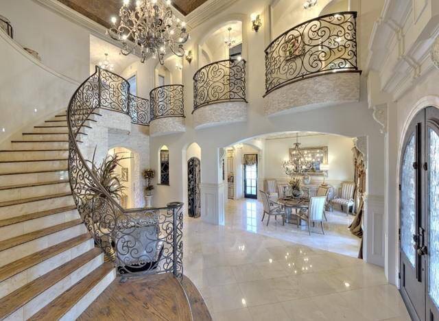 19 Excellent Ideas For Decorating Entrance Staircase With Luxury Touch