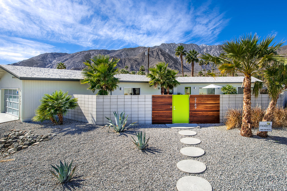 17 Scenic Mid-Century Modern Landscape Designs You Need In Your Garden