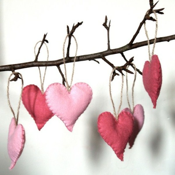21 Last Minute DIY Valentines Day Decorations That Are Super Easy