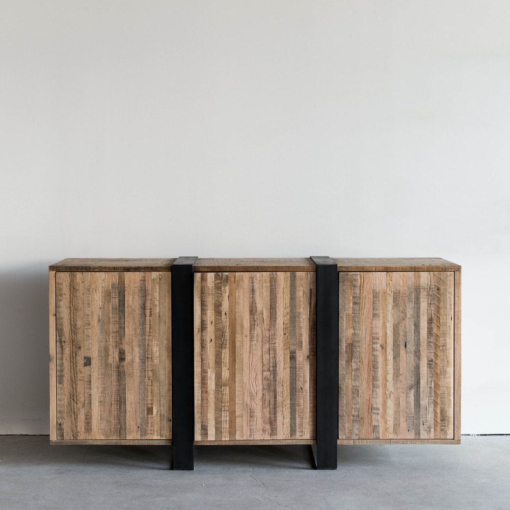 15 Compelling Handmade Media Console Designs For Your Living Room