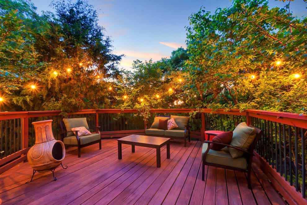 15 Stunning Transitional Deck Designs You'll Love Right Away