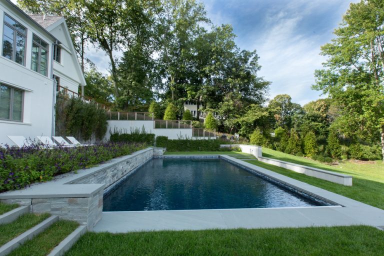 16 Extravagant Transitional Swimming Pool Designs You Won't Regret Seeing