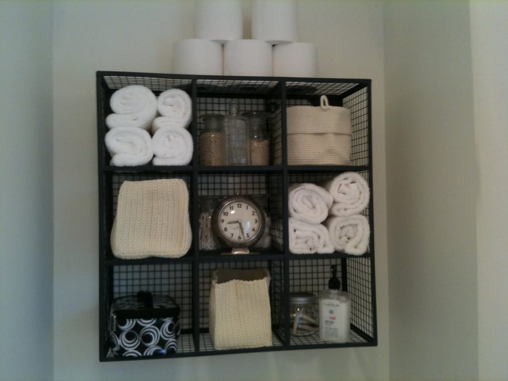 18 DIY Towel Storage Ideas To Easily Organize The Bathroom